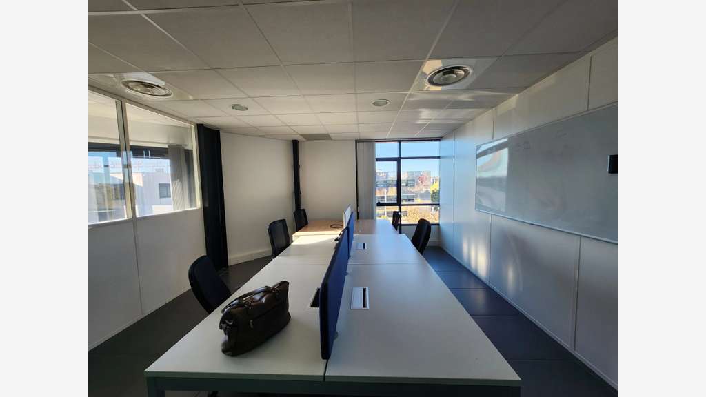 Bureaux à louer 290m² R+1 Montpellier Parc 2000
