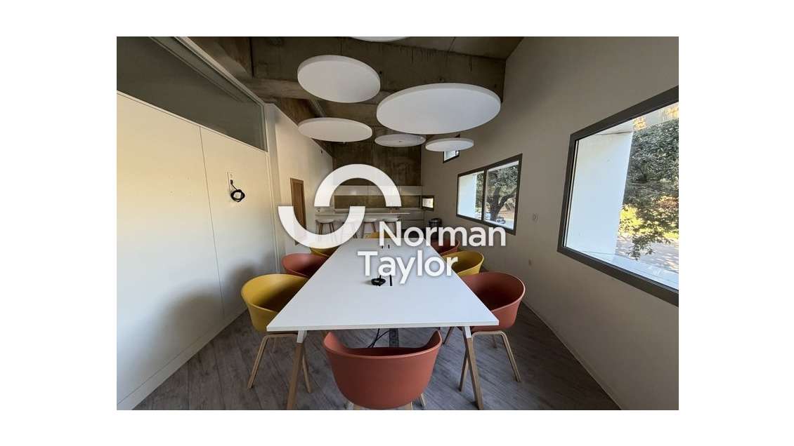 Location bureaux 194m² RDC dynamique Montpellier