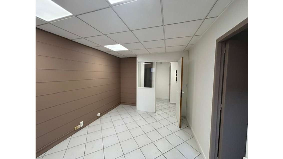 Bureaux de 75m² à louer à Montpellier Beaux Arts