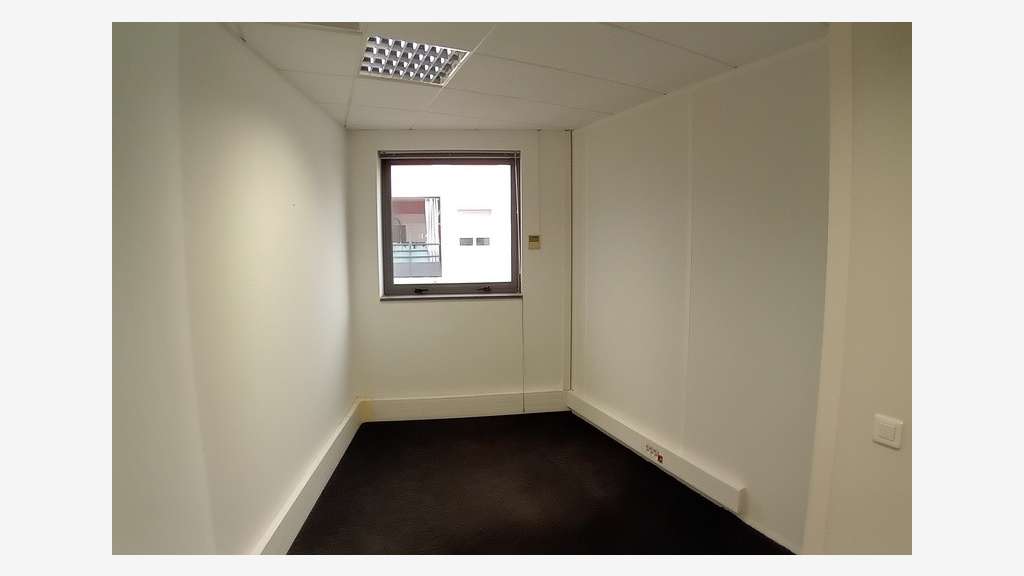 Location bureaux spacieux 330m² Montpellier Ouest