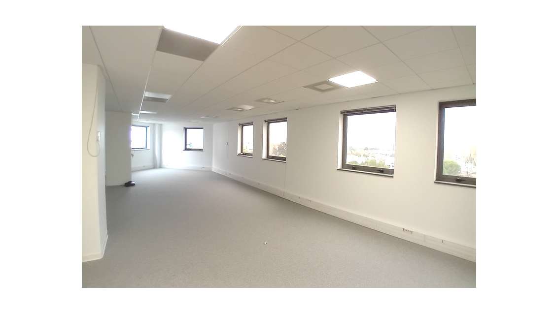 Location bureaux spacieux 330m² Montpellier Ouest
