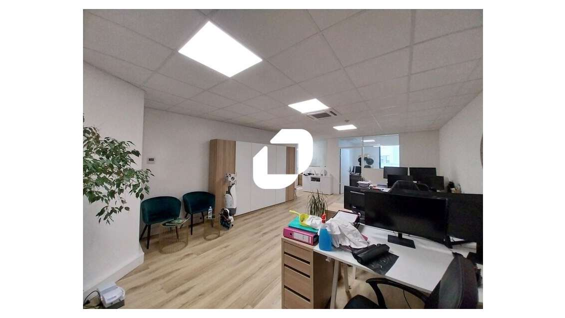 A louer Bureaux 94m² Montpellier