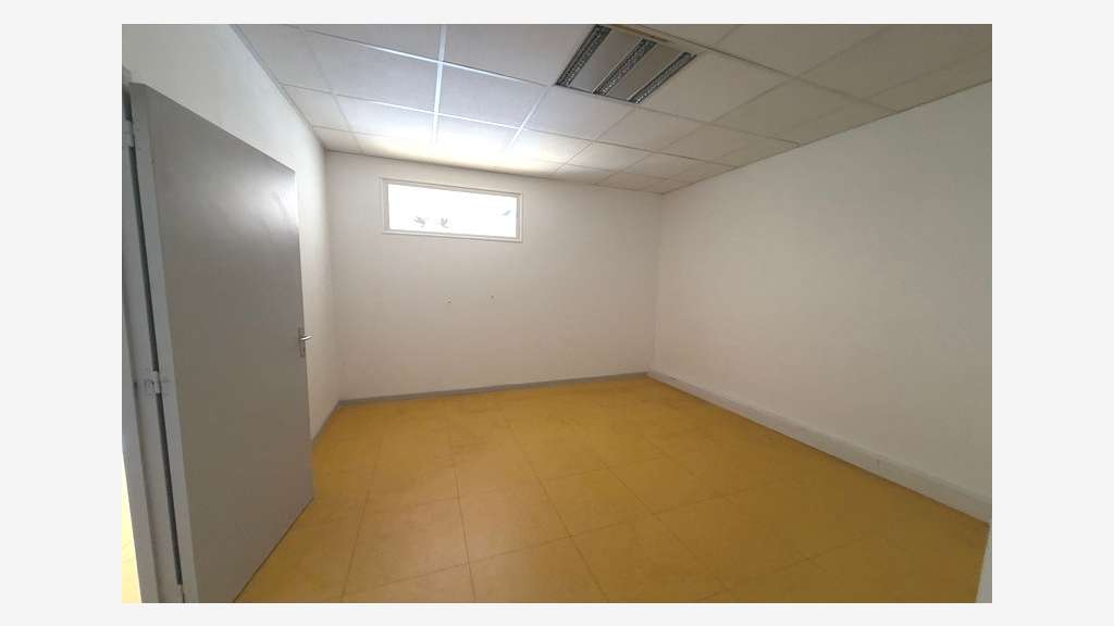 Bureaux 65m² à louer à Montpellier Croix d'Argent