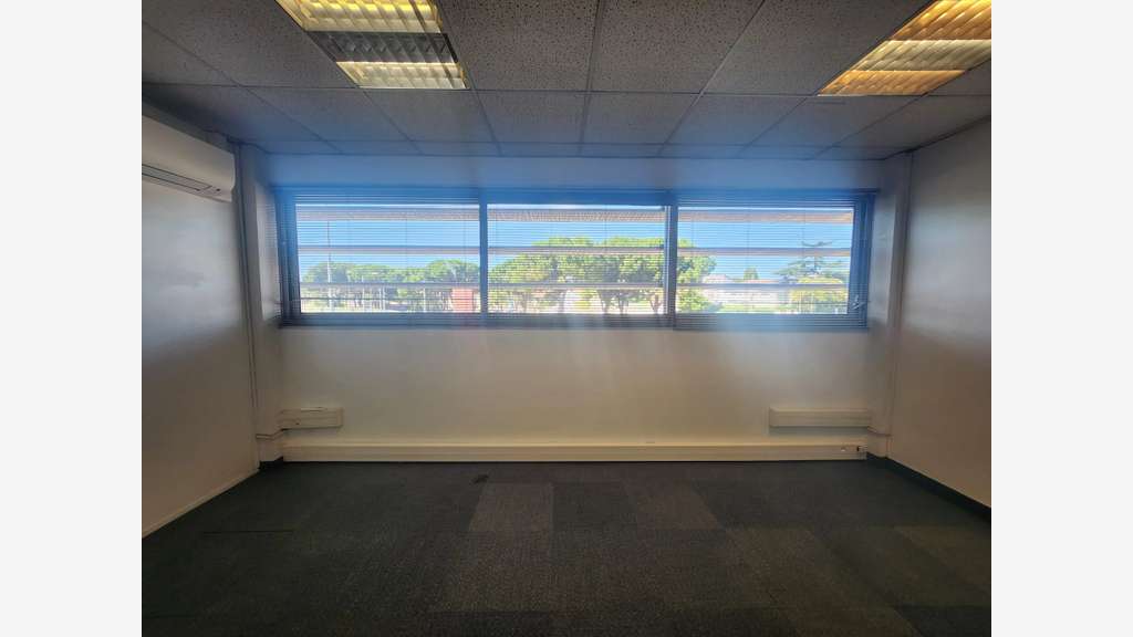 A louer bureaux 83m² à Montpellier Près d'Arènes 