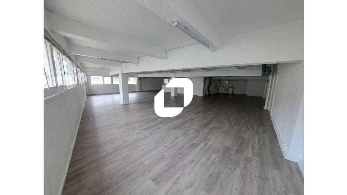 A louer Bureaux 559m² Montreuil