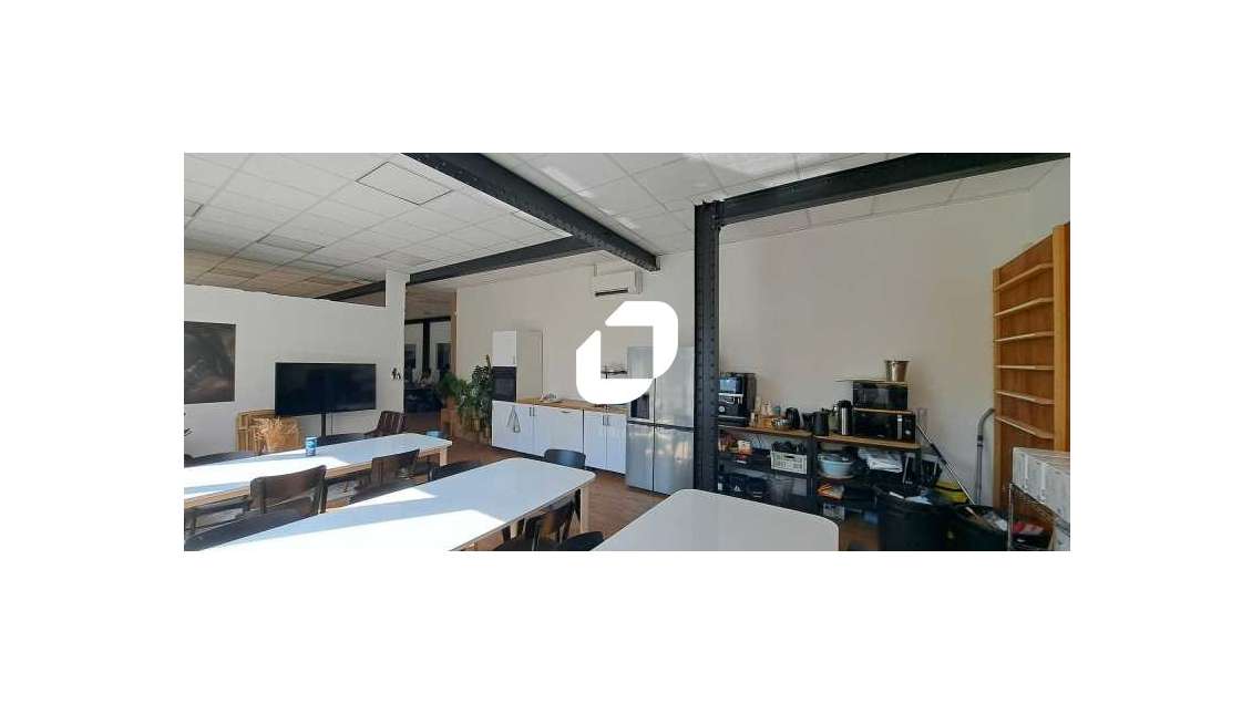 A louer Bureaux 260m² Montreuil