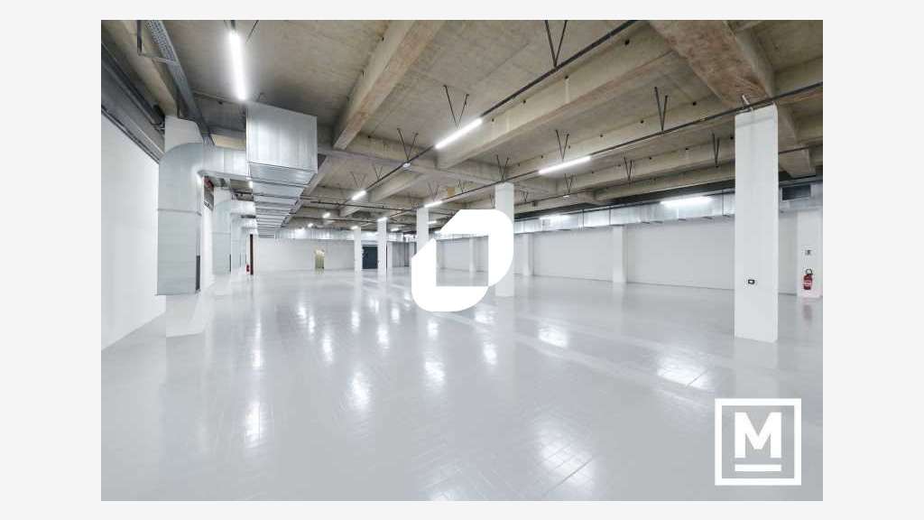 A louer Bureaux 955m² Montreuil