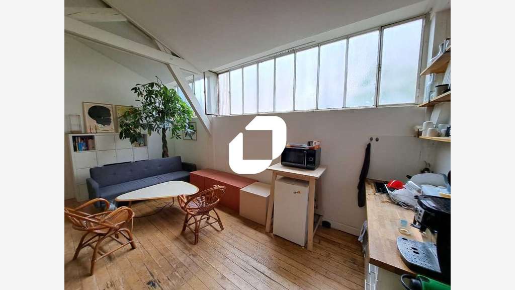 A louer Bureaux 163m² Montreuil