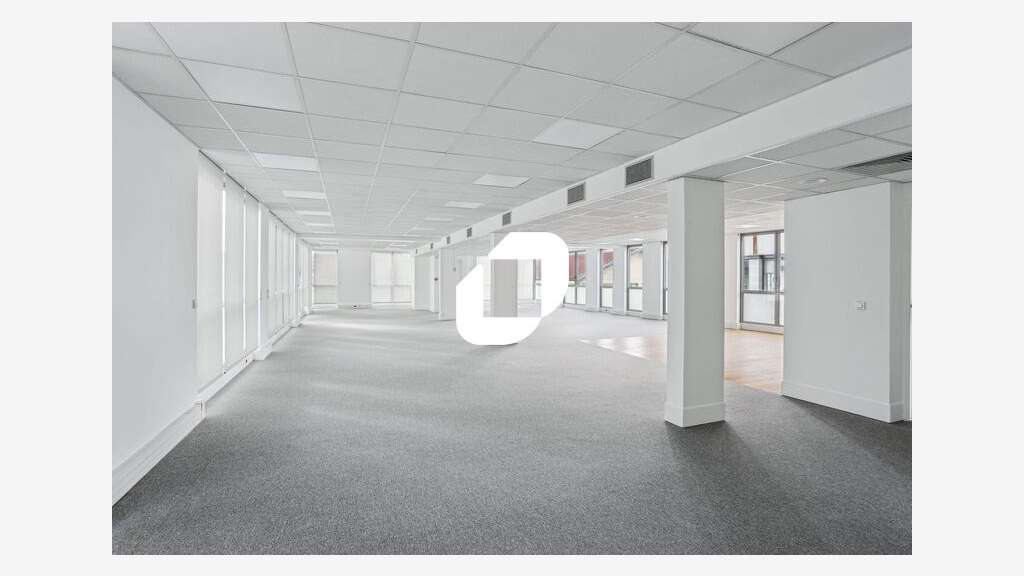 A louer Bureaux 583m² Montreuil