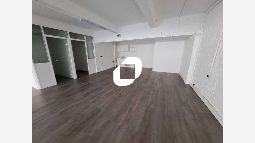A louer Bureaux 559m² Montreuil