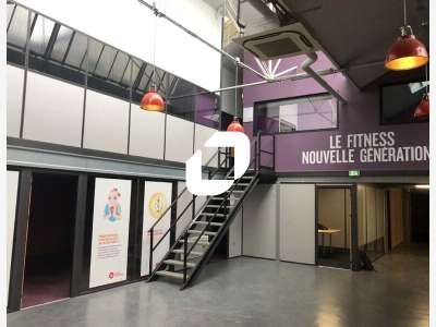 A louer Bureaux 756m² Montreuil