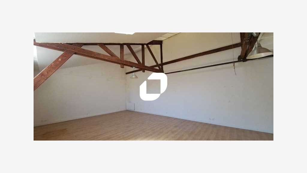 A louer Bureaux 319m² Montreuil