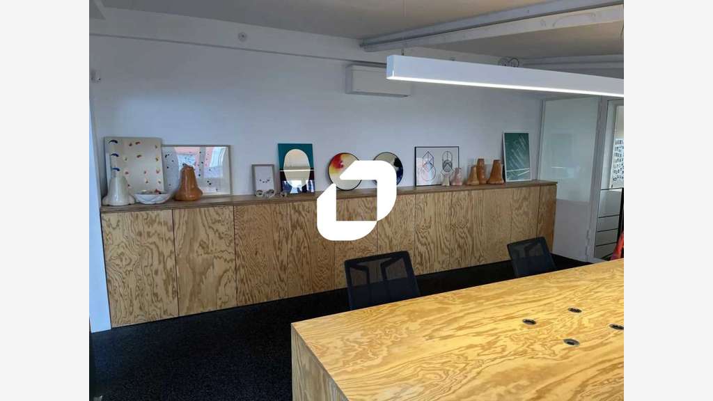 A louer Bureaux 75m² Montreuil