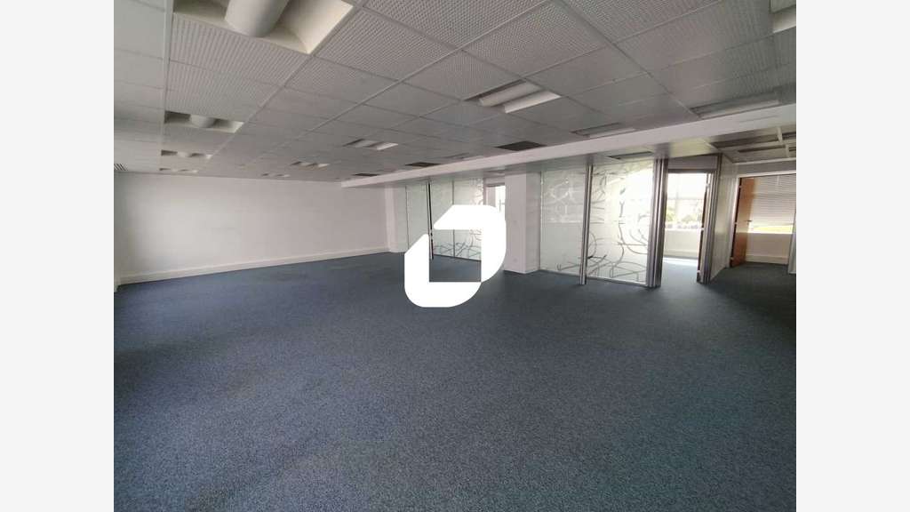 A louer Bureaux 3396m² Montreuil