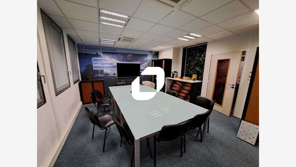 A louer Bureaux 370m² Montreuil
