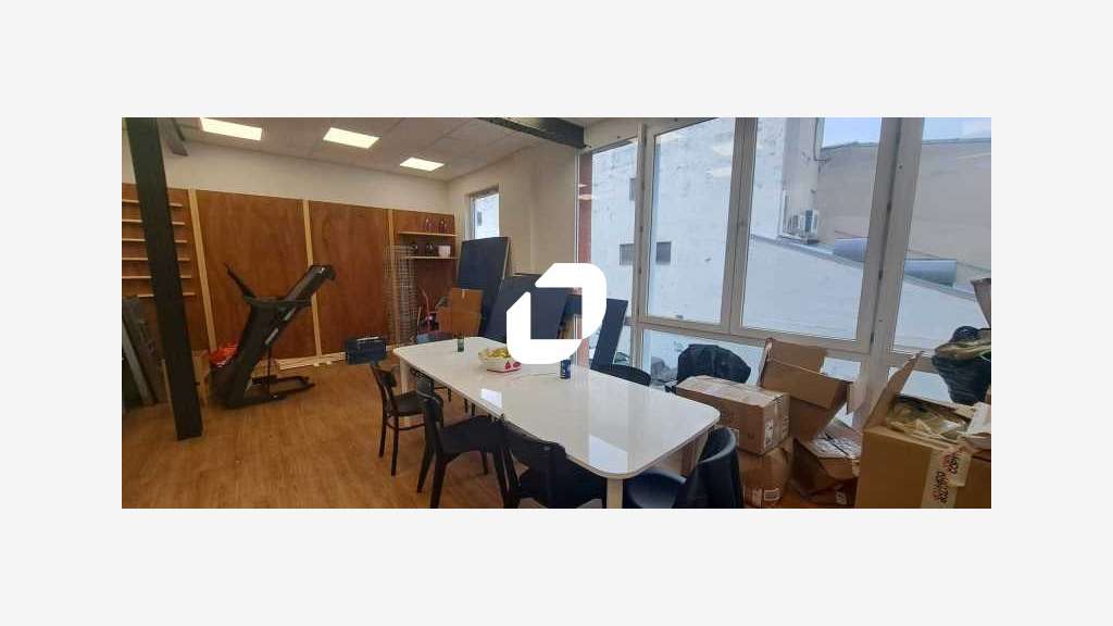 A louer Bureaux 260m² Montreuil