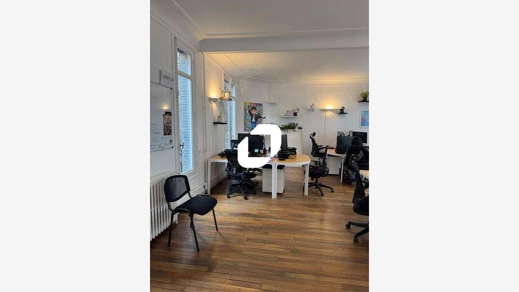 A louer Bureaux 300m² Montreuil