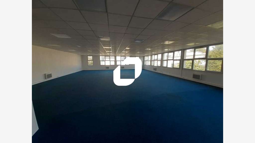 A louer Bureaux 290m² Montreuil
