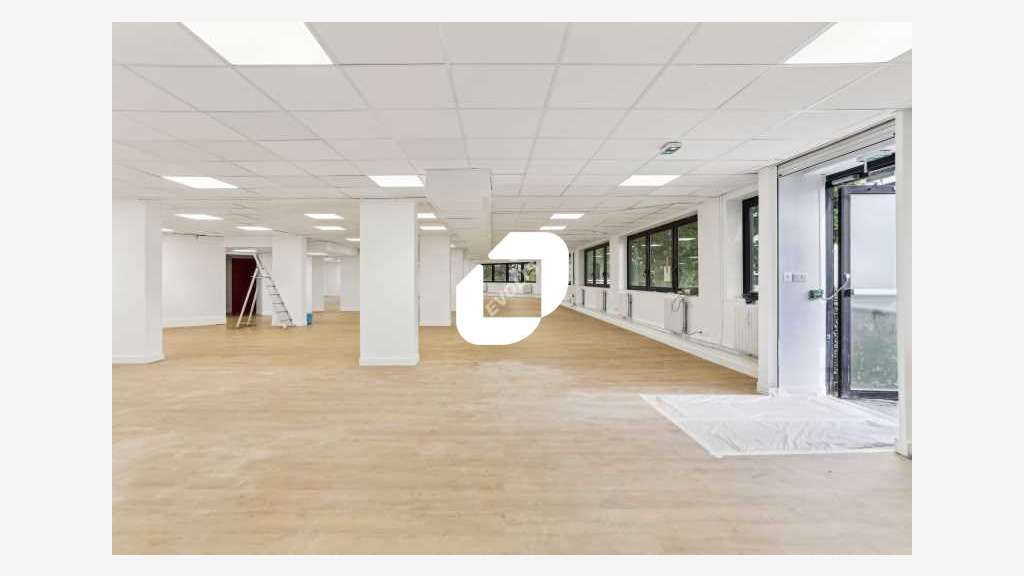 A louer Bureaux 1423m² Montreuil