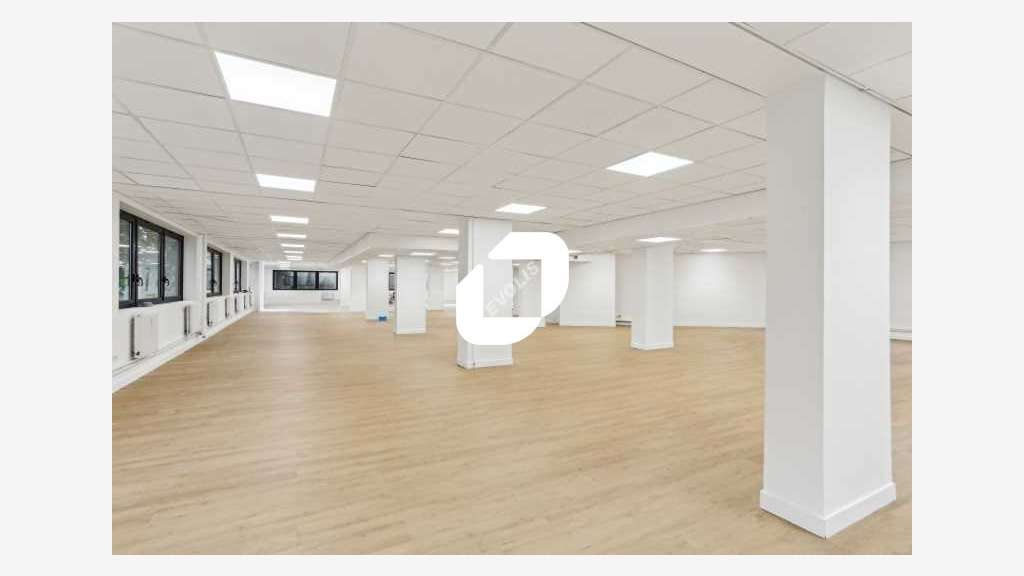 A louer Bureaux 1423m² Montreuil