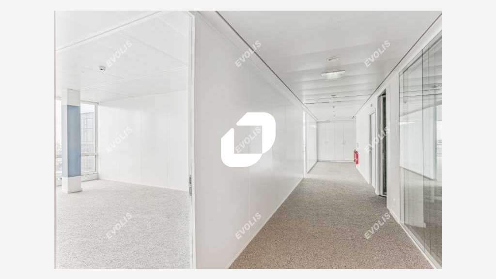 A louer Bureaux 866m² Montreuil