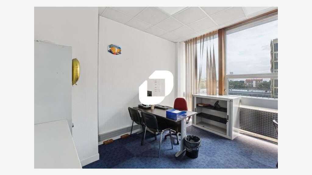 A louer Bureaux 480m² Montreuil