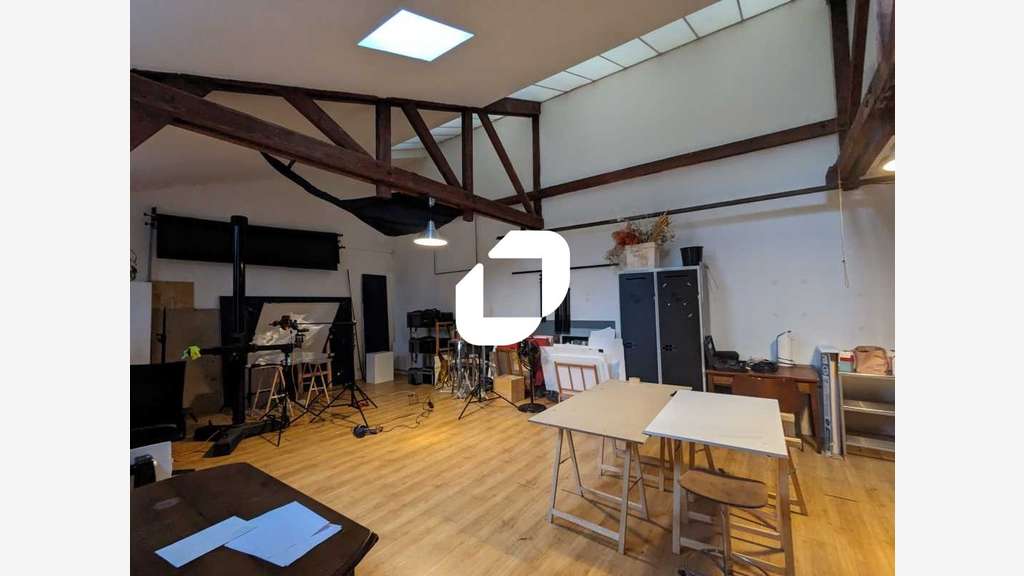 A louer Bureaux 71m² Montreuil