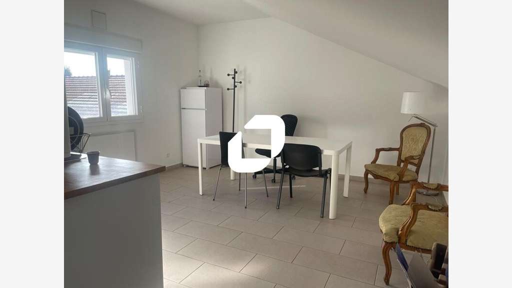 A louer Bureaux 108m² Montreuil