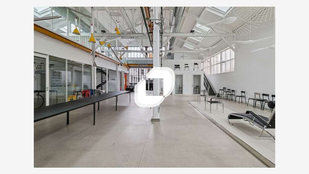 A louer Bureaux 663m² Montreuil
