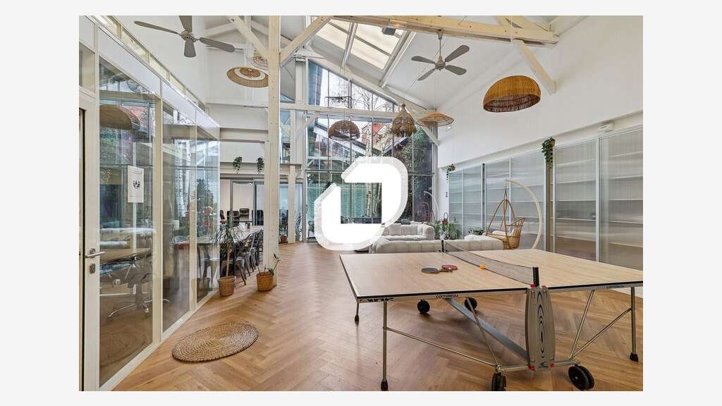 A louer Bureaux 529m² Montreuil