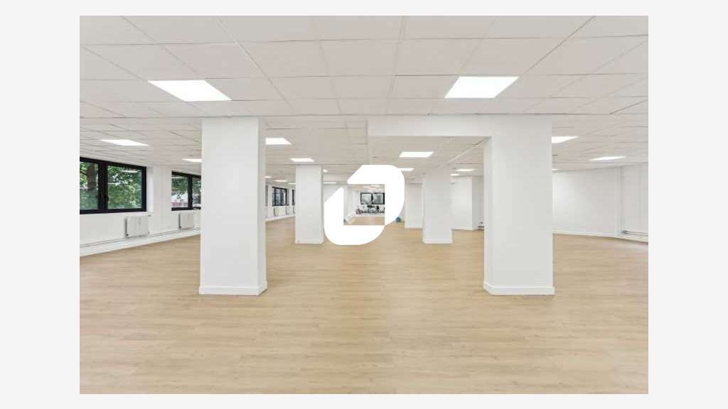 A louer Bureaux 546m² Montreuil