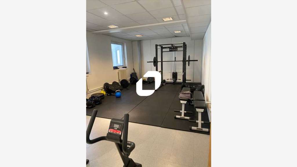 A louer Bureaux 738m² Montreuil