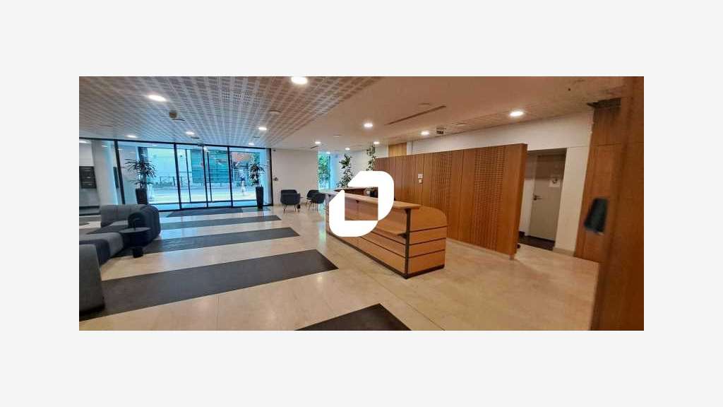 A louer Bureaux 2565m² Montreuil