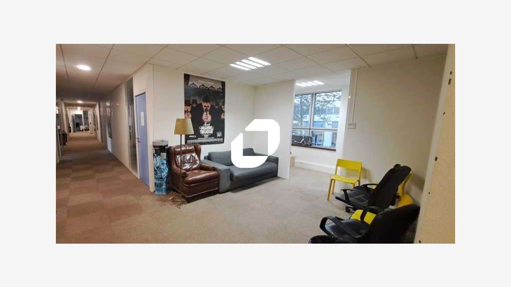A louer Bureaux 368m² Montreuil