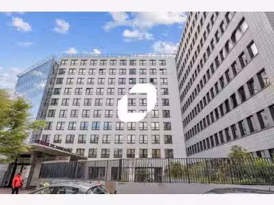 A louer Bureaux 388m² Montreuil
