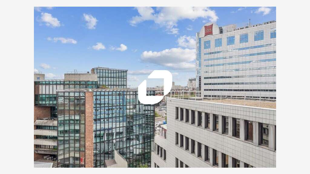 A louer Bureaux 388m² Montreuil