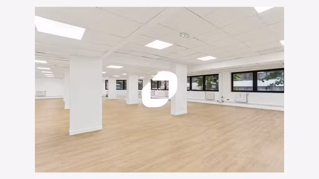 A louer Bureaux 546m² Montreuil
