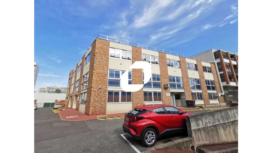 A louer Bureaux 772m² Montrouge