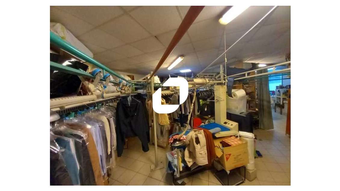 A louer Bureaux 143m² Montrouge