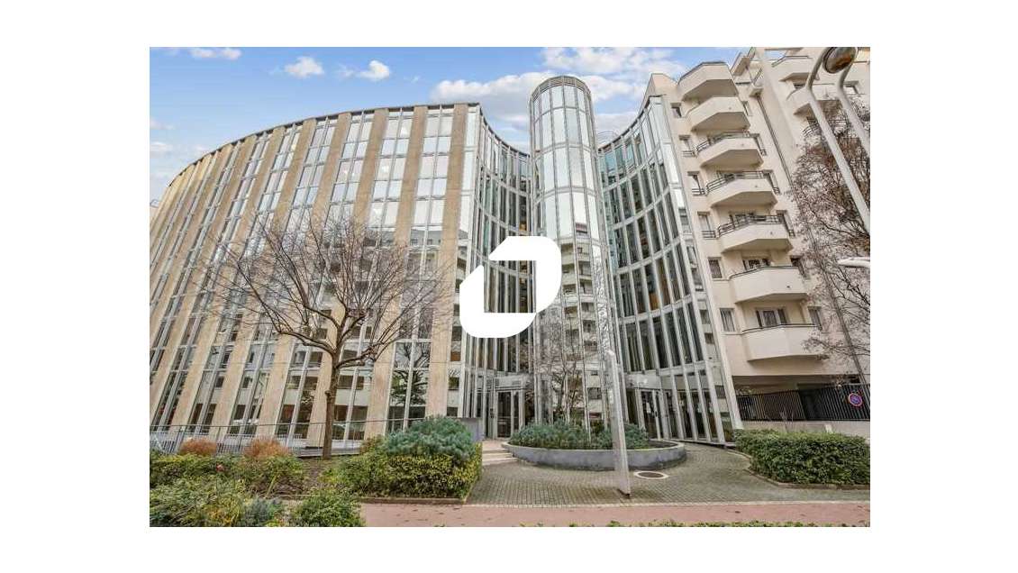 A louer Bureaux 2318m² Montrouge