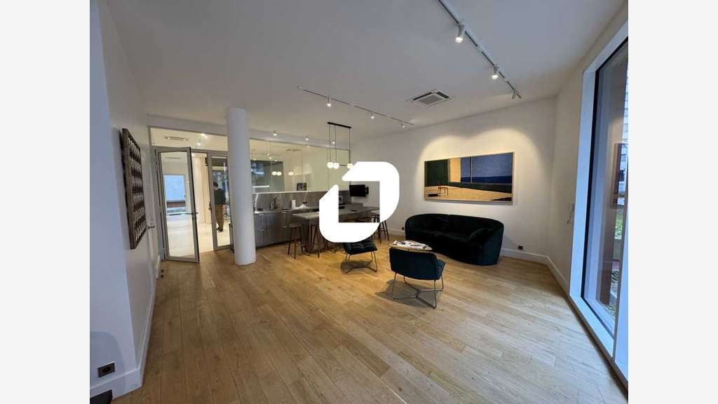 A louer Bureaux 182m² Montrouge