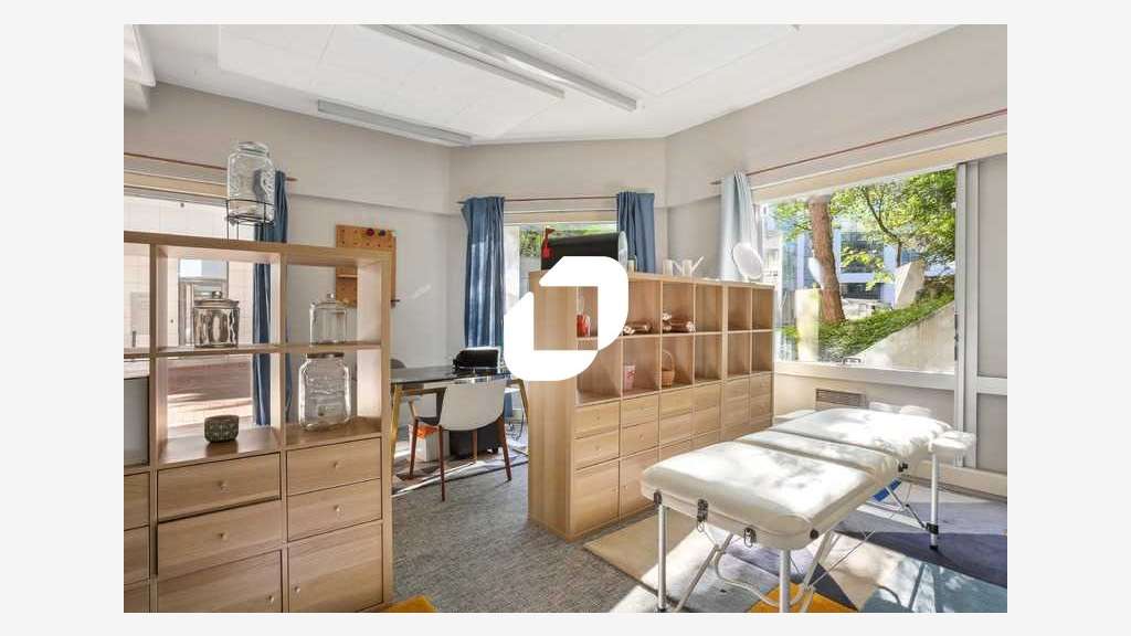A louer Bureaux 16229m² Montrouge