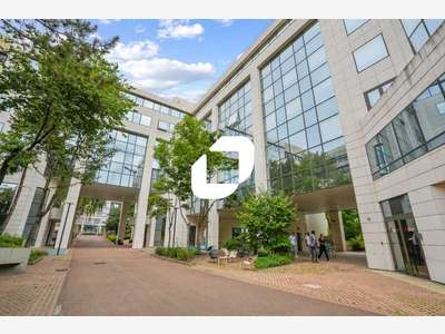 A louer Bureaux 16229m² Montrouge