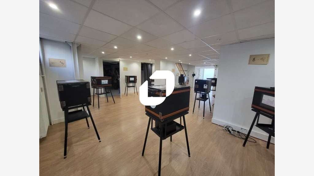 A louer Bureaux 292m² Montrouge