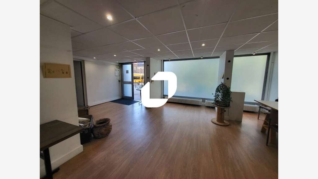 A louer Bureaux 292m² Montrouge