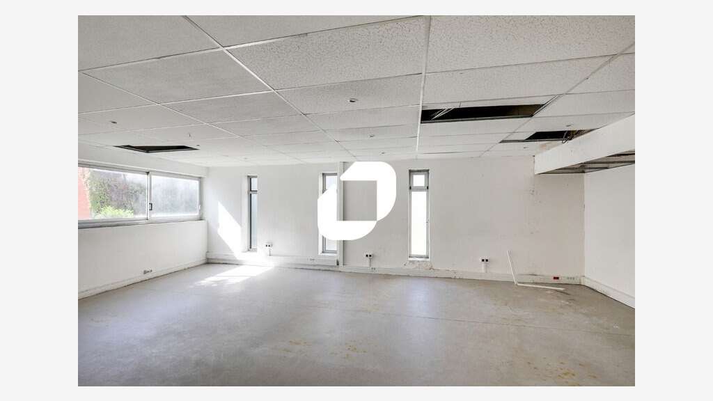 A louer Bureaux 268m² Montrouge