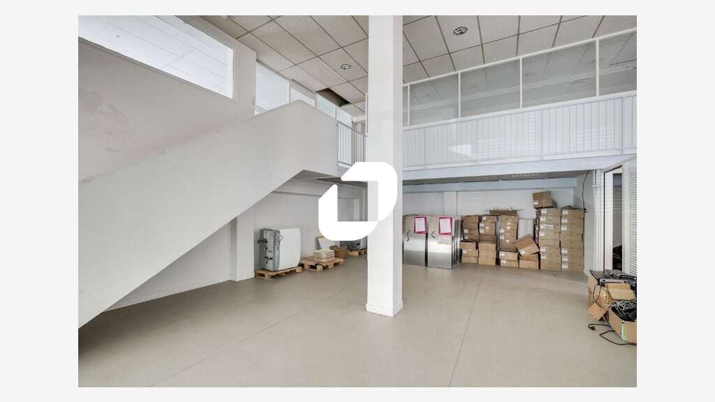 A louer Bureaux 268m² Montrouge