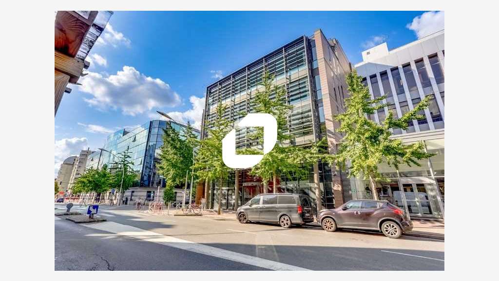 A louer Bureaux 1325m² Montrouge