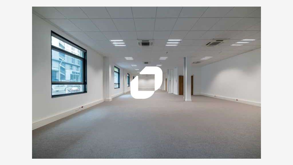 A louer Bureaux 784m² Montrouge