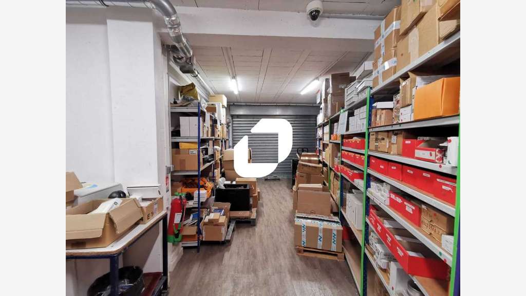 A louer Bureaux 772m² Montrouge